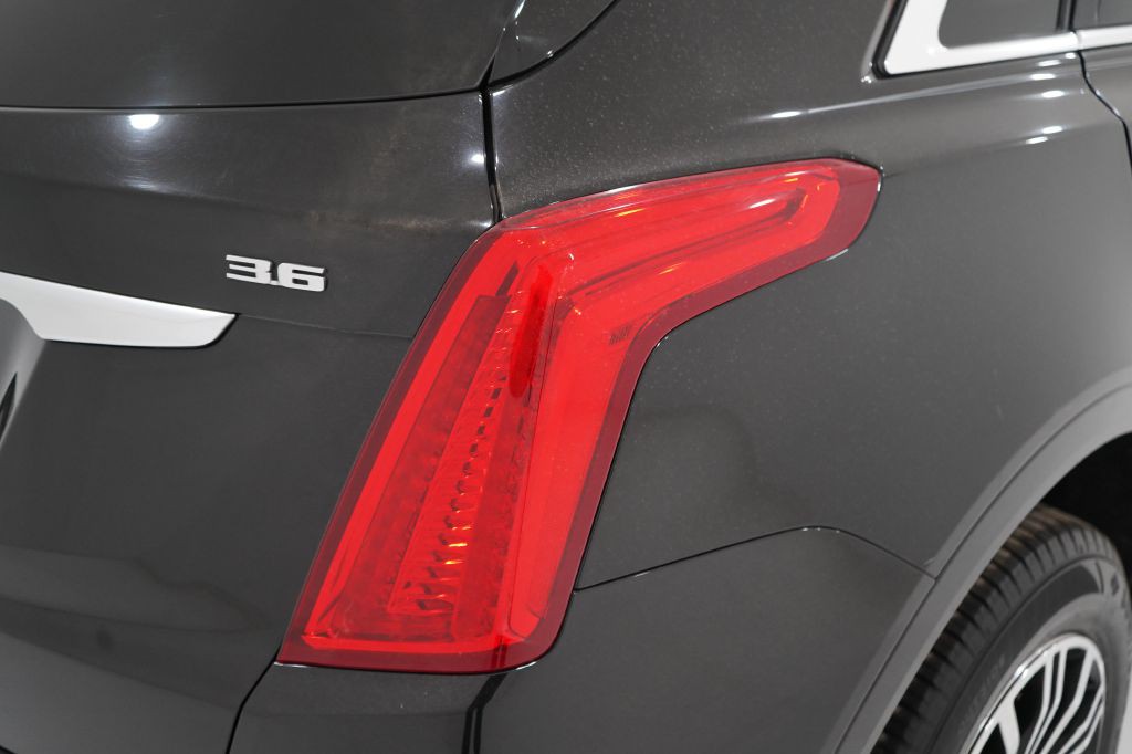 2019 Cadillac XT5 Image 12