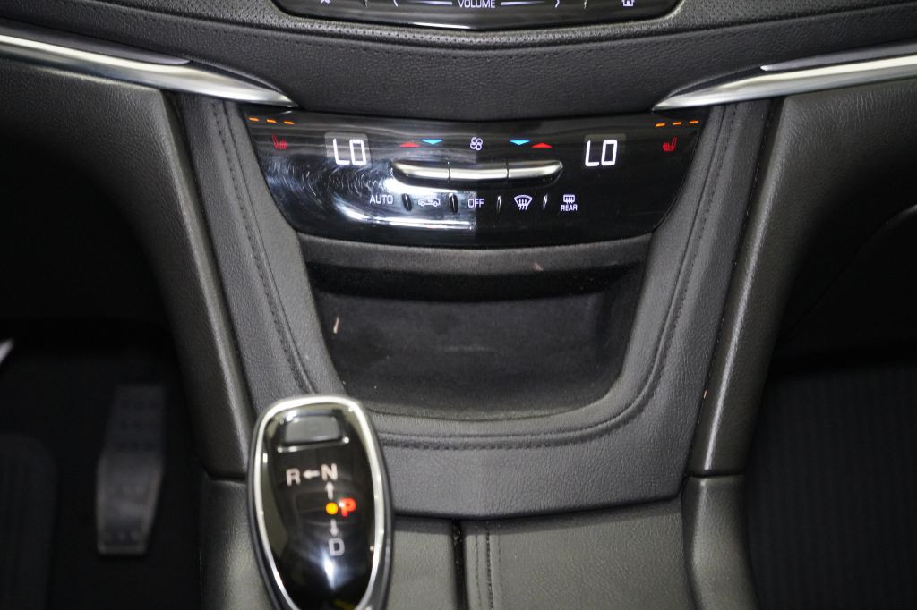 2019 Cadillac XT5 Image 28
