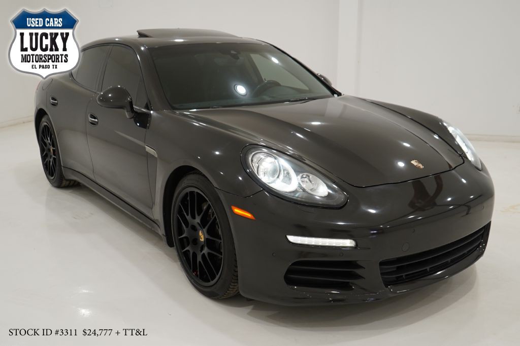 2015 Porsche Panamera Image 1