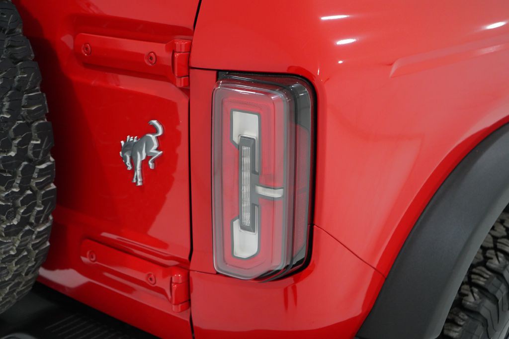 2022 Ford Bronco Image 12
