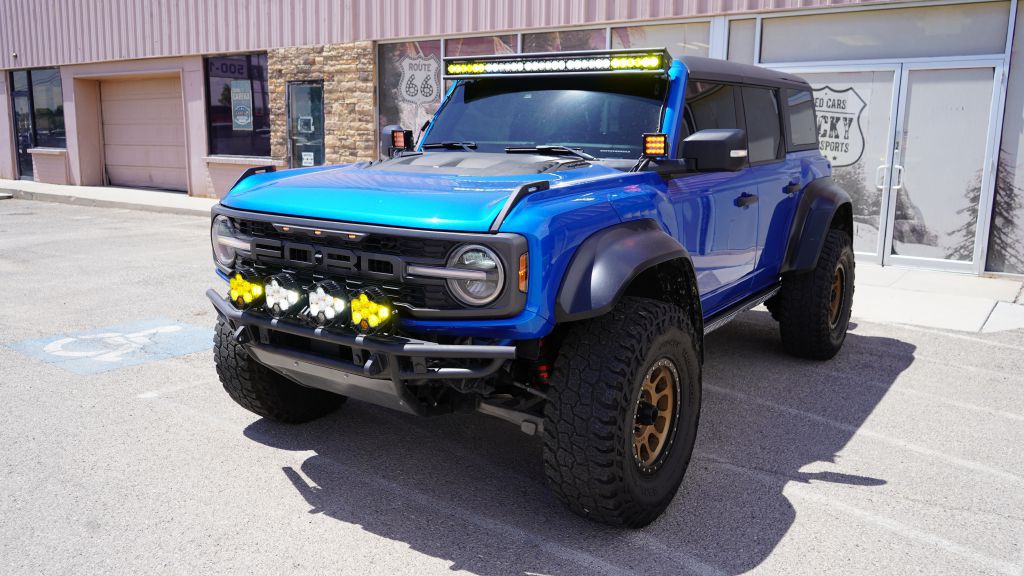 2022 Ford Bronco Image 4