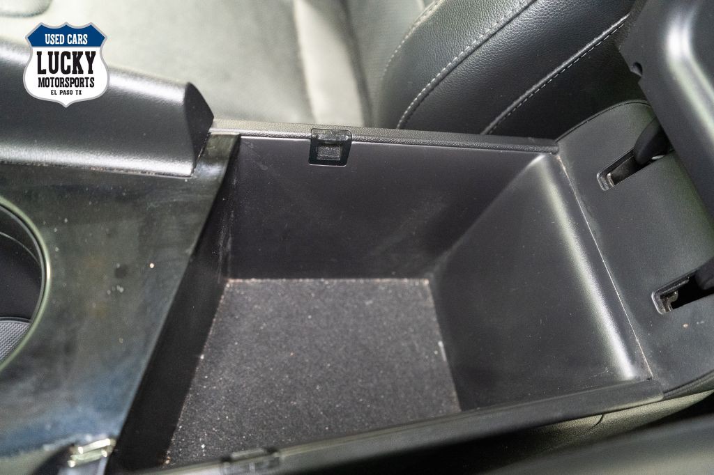 2022 Hyundai Elantra Image 24