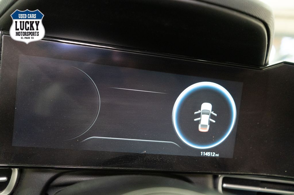 2022 Hyundai Elantra Image 25