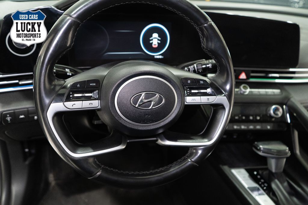 2022 Hyundai Elantra Image 27