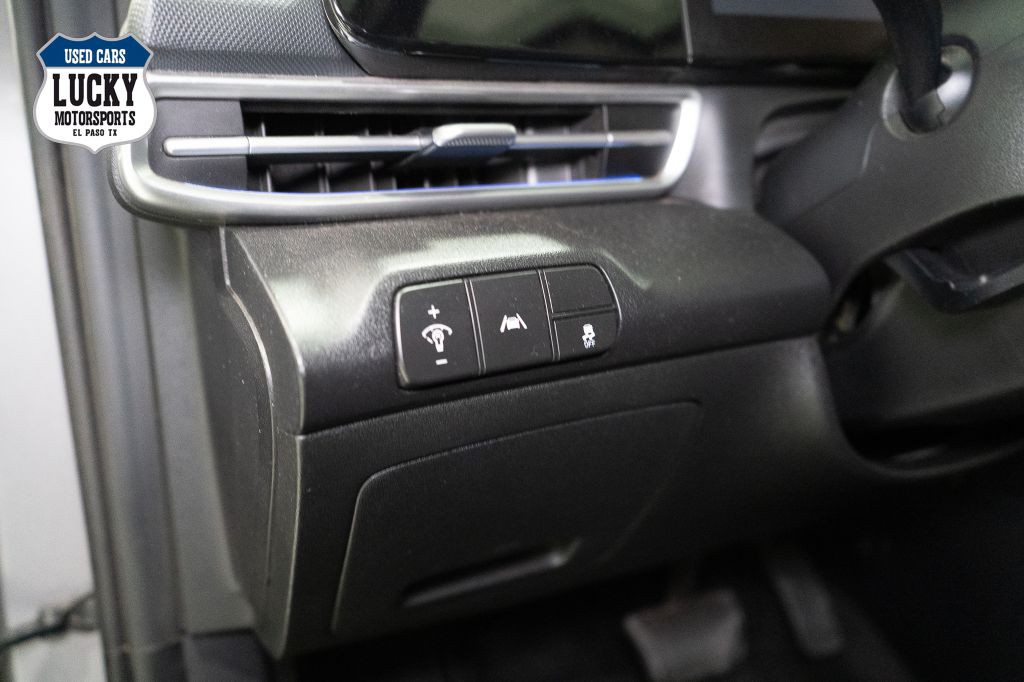 2022 Hyundai Elantra Image 29