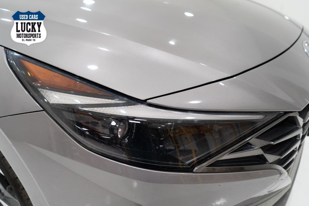 2022 Hyundai Elantra Image 40