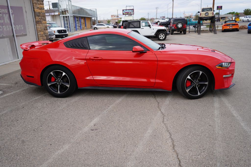 2019 Ford Mustang Image 2