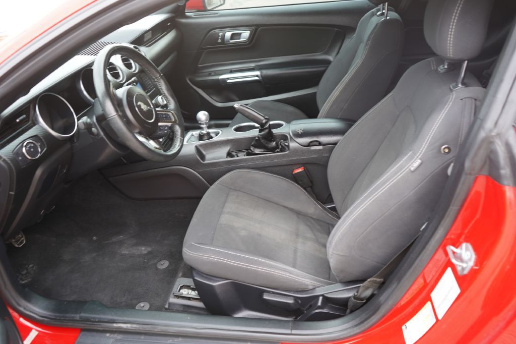 2019 Ford Mustang Image 10