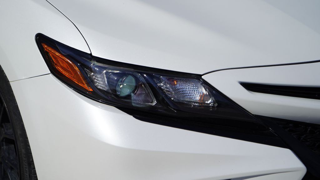 2021 Toyota Camry Image 8