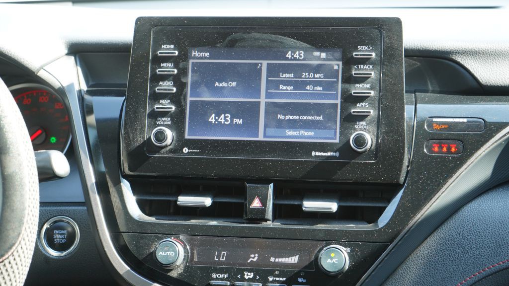 2021 Toyota Camry Image 28