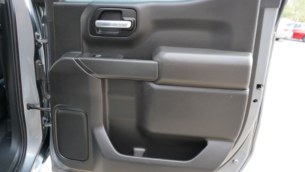 2022 Chevrolet Silverado 1500 Image 12