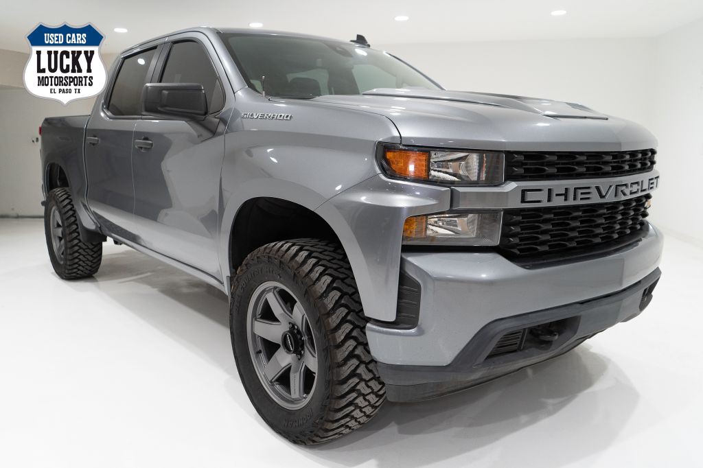 2022 Chevrolet Silverado 1500 Image 2