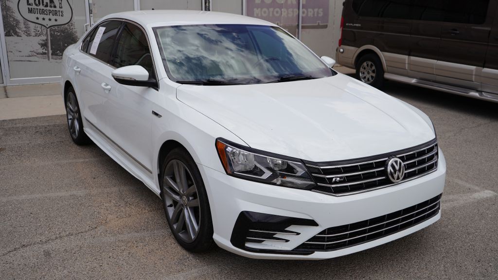 2017 Volkswagen Passat Image 2