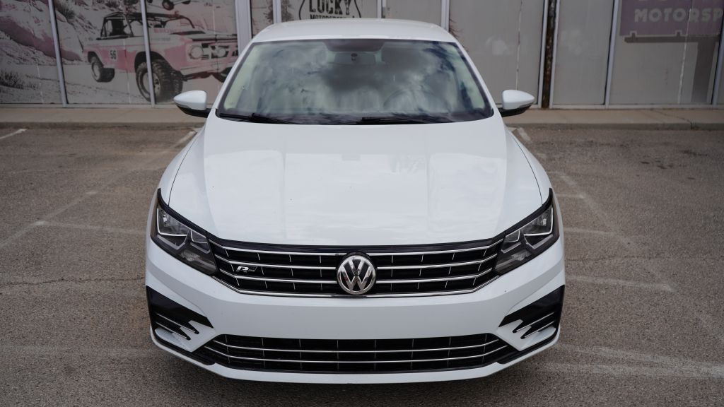 2017 Volkswagen Passat Image 3