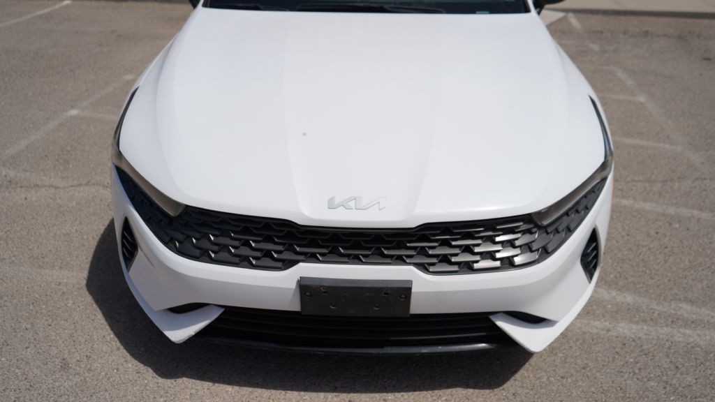 2022 Kia K5 Image 9