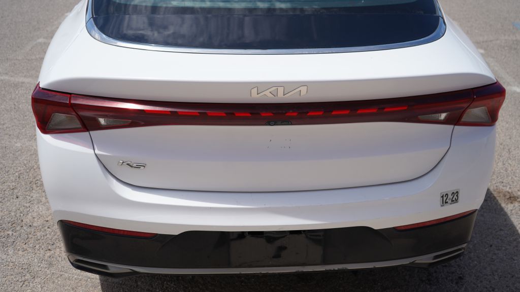 2022 Kia K5 Image 12