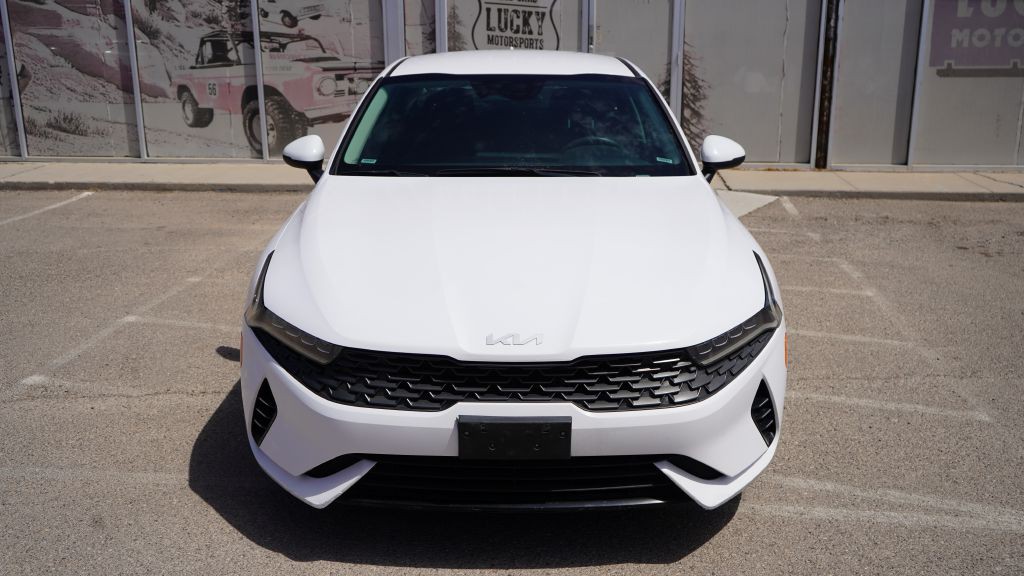 2022 Kia K5 Image 2