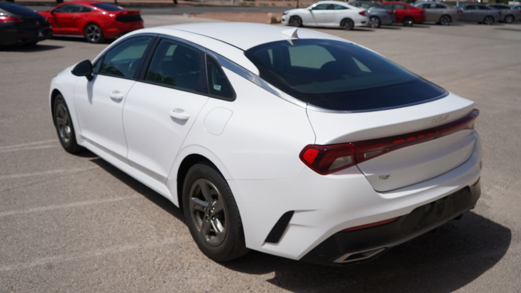 2022 Kia K5 Image 4