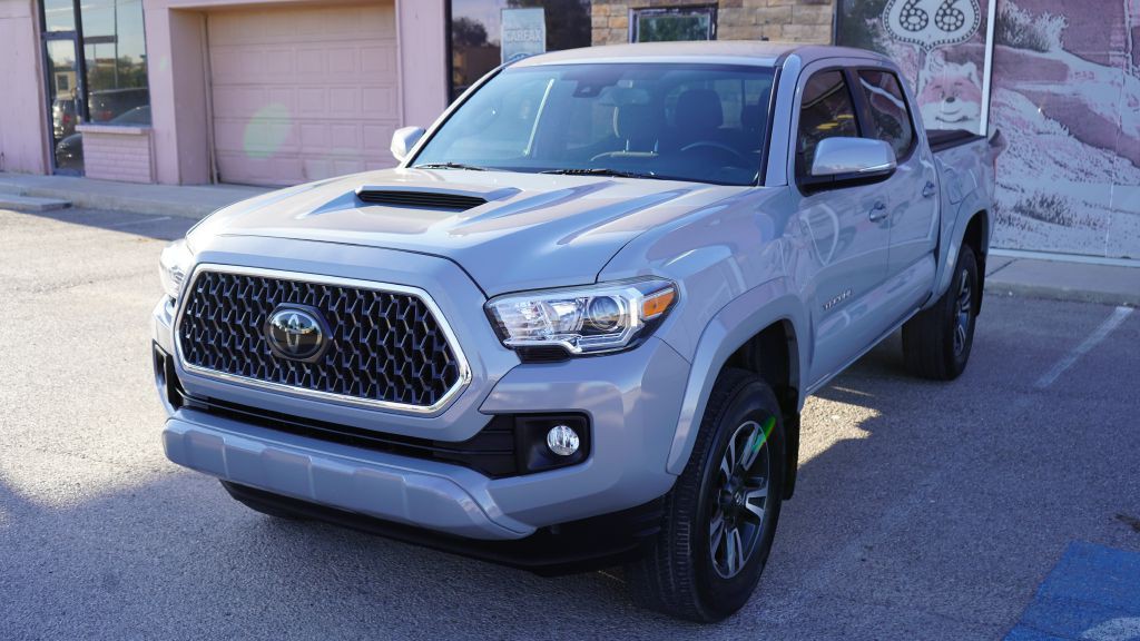 2018 Toyota Tacoma Image 4