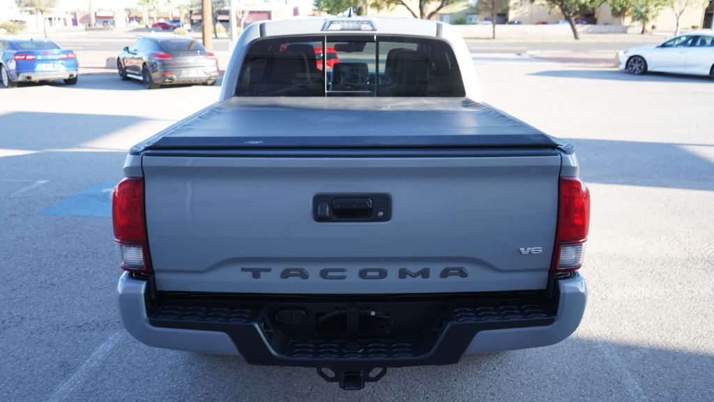 2018 Toyota Tacoma Image 6