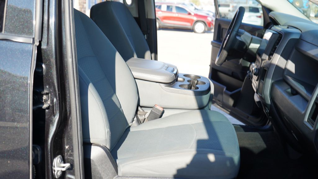 2016 RAM 1500 Image 22