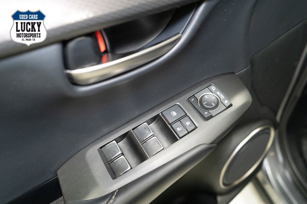 2019 Lexus NX Image 32