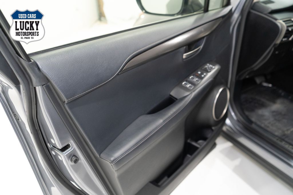 2019 Lexus NX Image 33