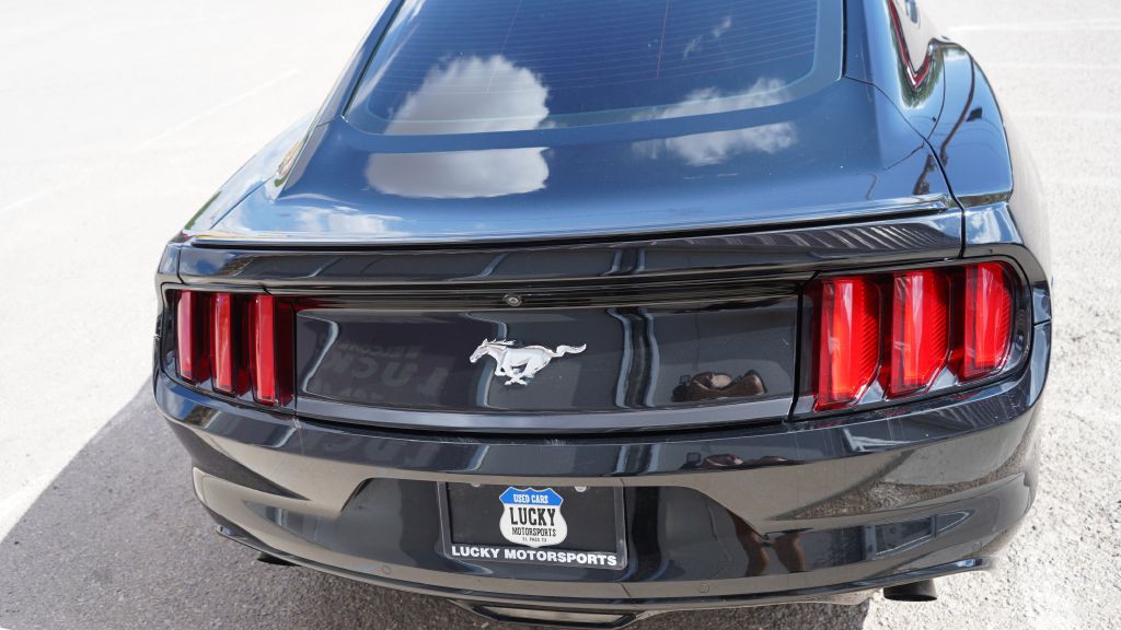 2017 Ford Mustang Image 6