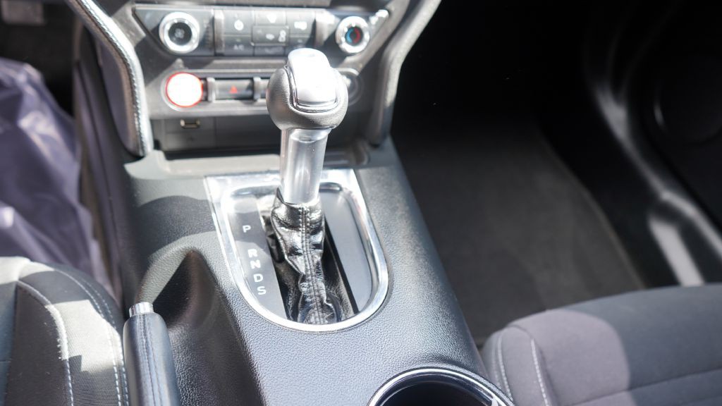 2017 Ford Mustang Image 26