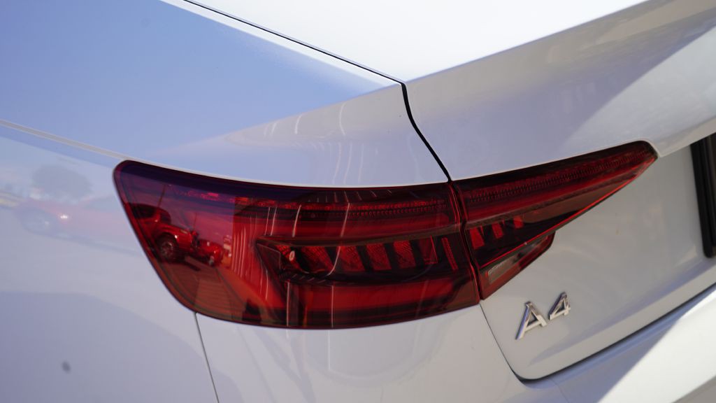 2018 Audi A4 Image 10