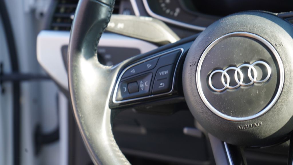 2018 Audi A4 Image 25