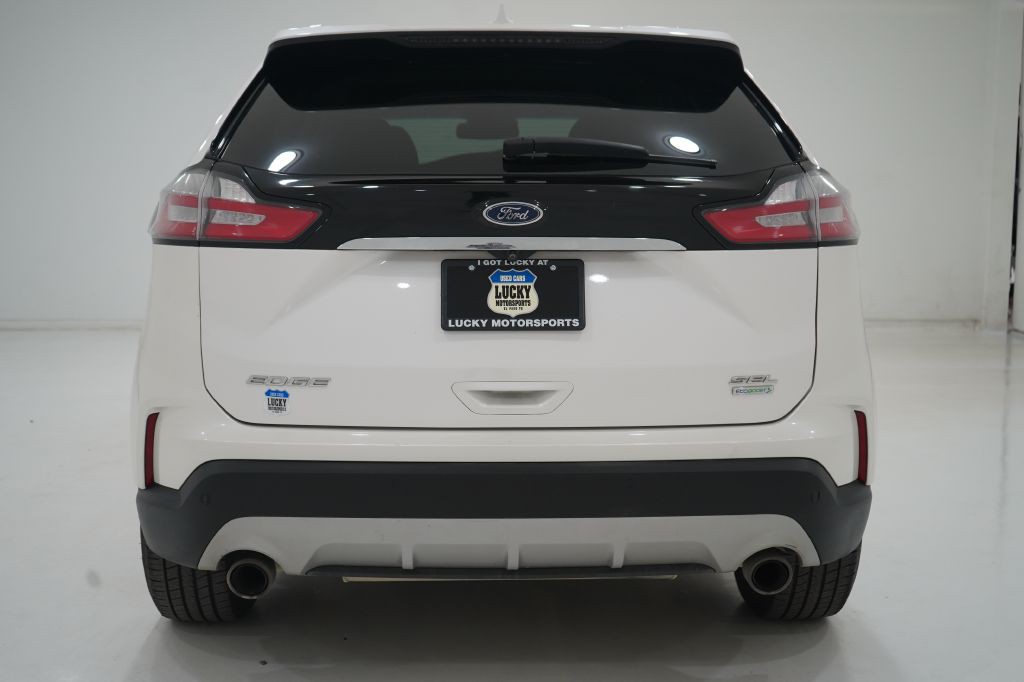 2019 Ford Edge Image 6