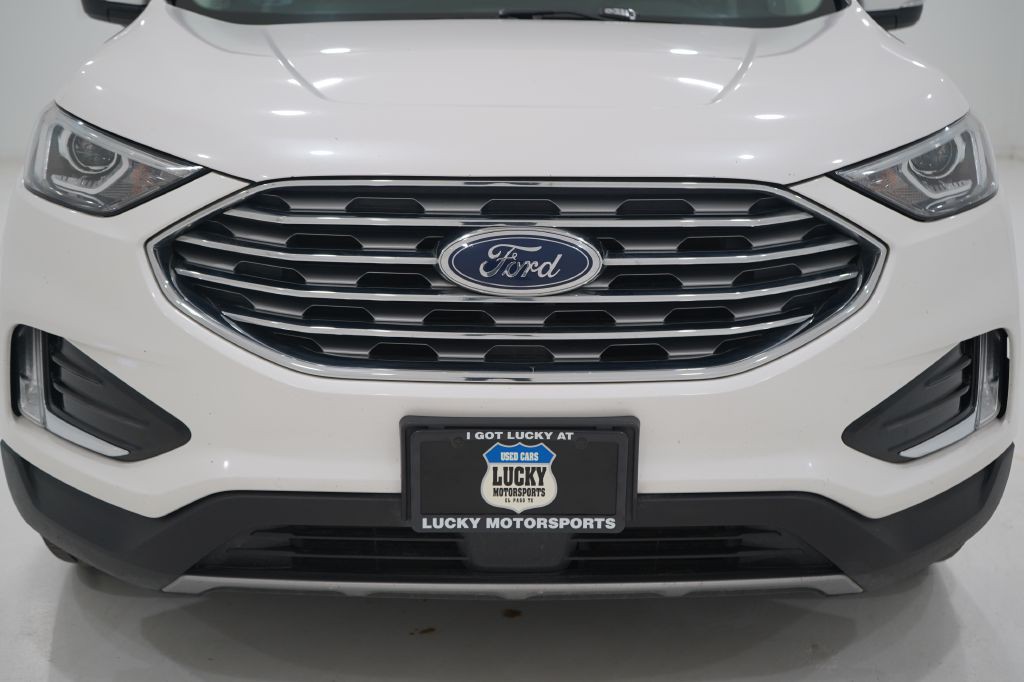2019 Ford Edge Image 9