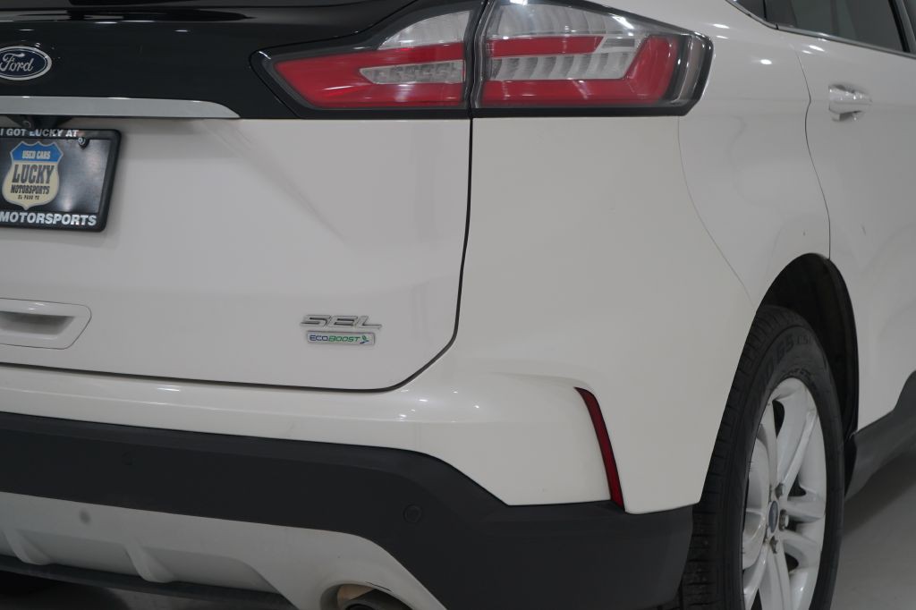 2019 Ford Edge Image 13