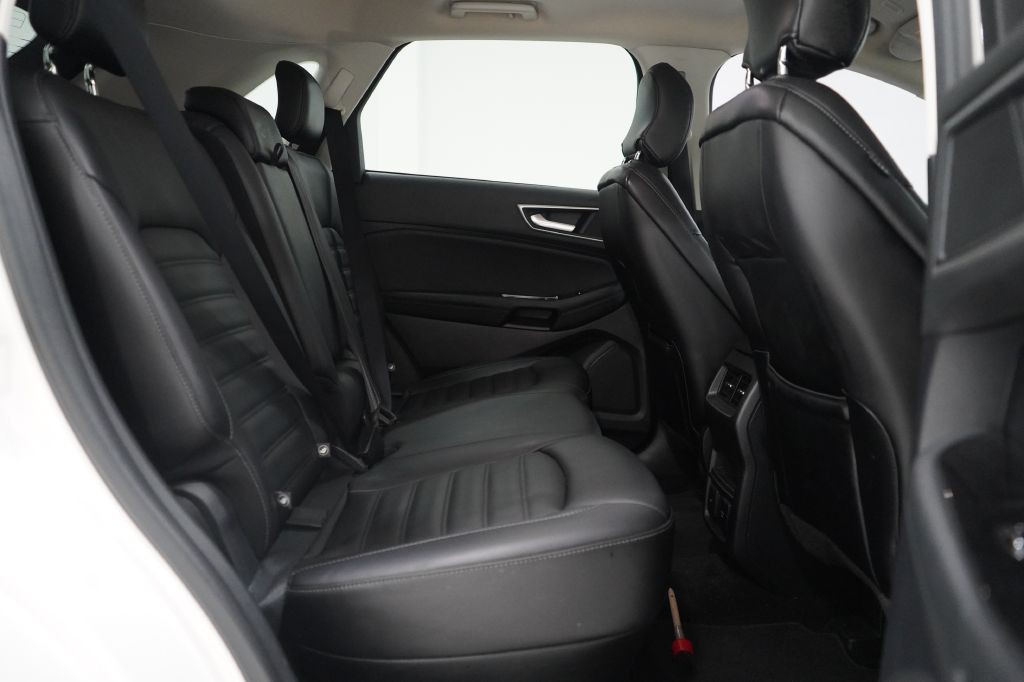 2019 Ford Edge Image 25