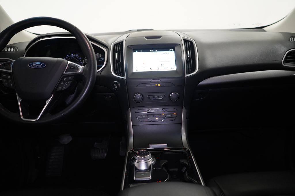 2019 Ford Edge Image 26