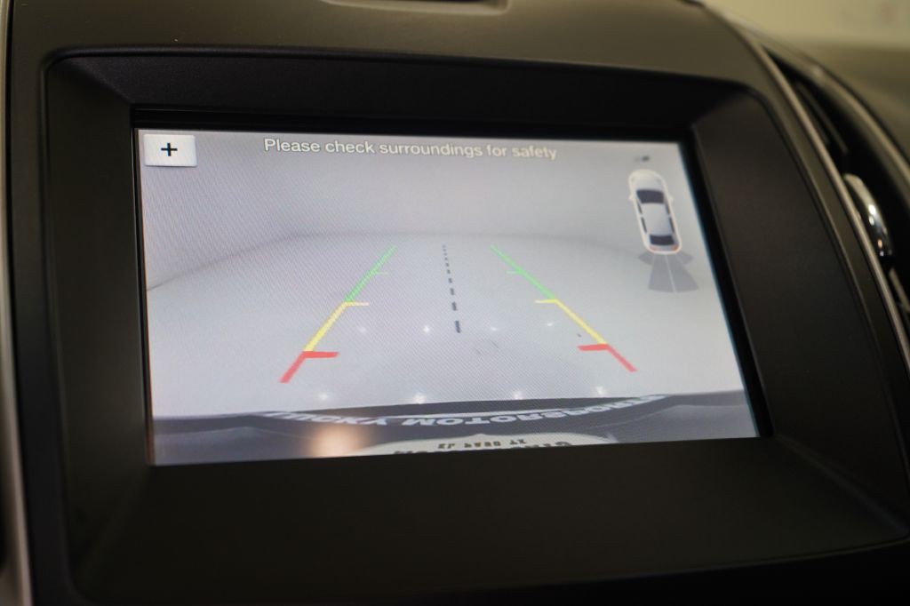 2019 Ford Edge Image 36