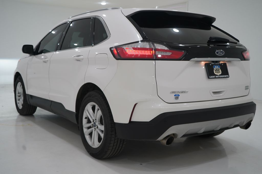 2019 Ford Edge Image 40