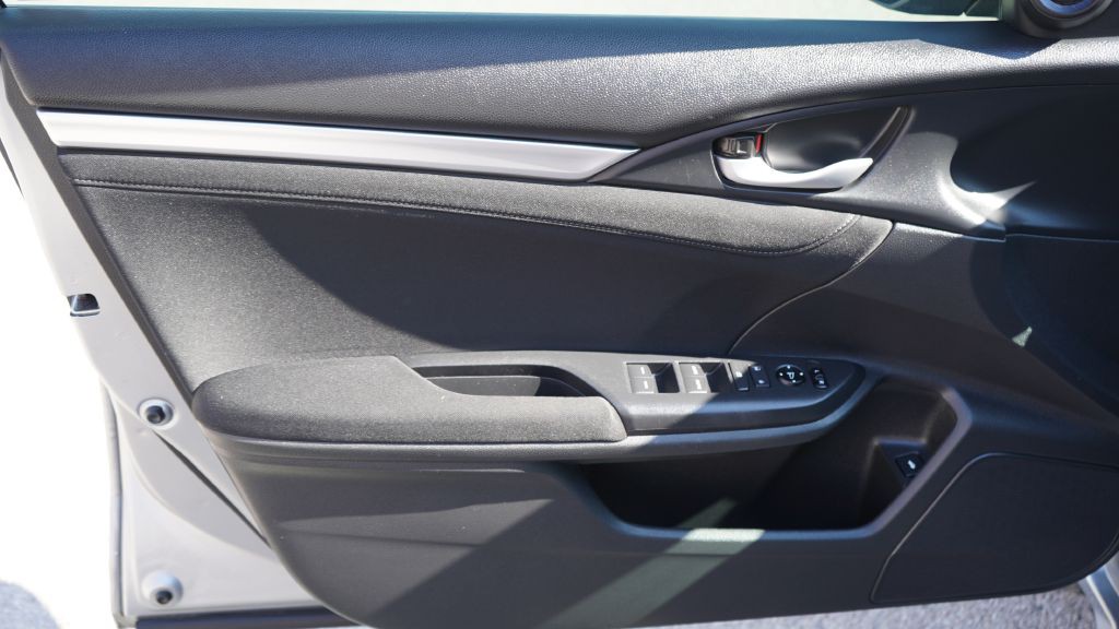 2020 Honda Civic Image 9