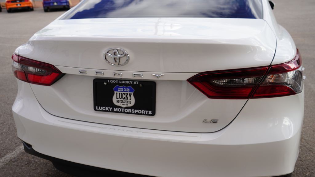 2022 Toyota Camry Image 11