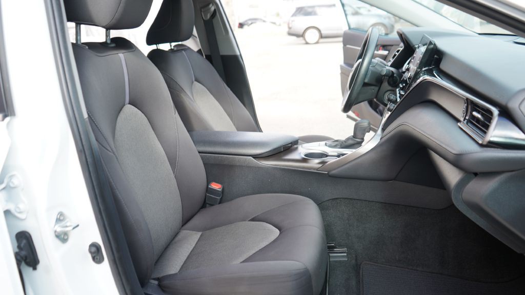 2022 Toyota Camry Image 22