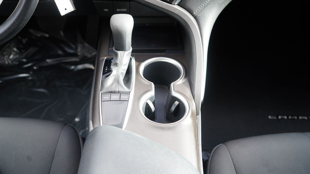 2022 Toyota Camry Image 29