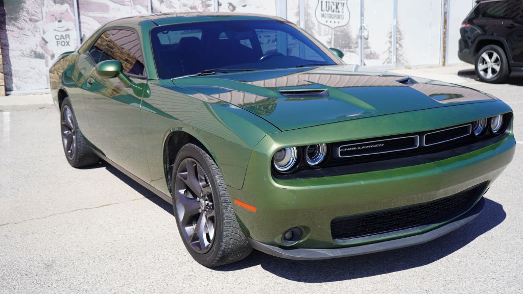 2019 Dodge Challenger Image 2