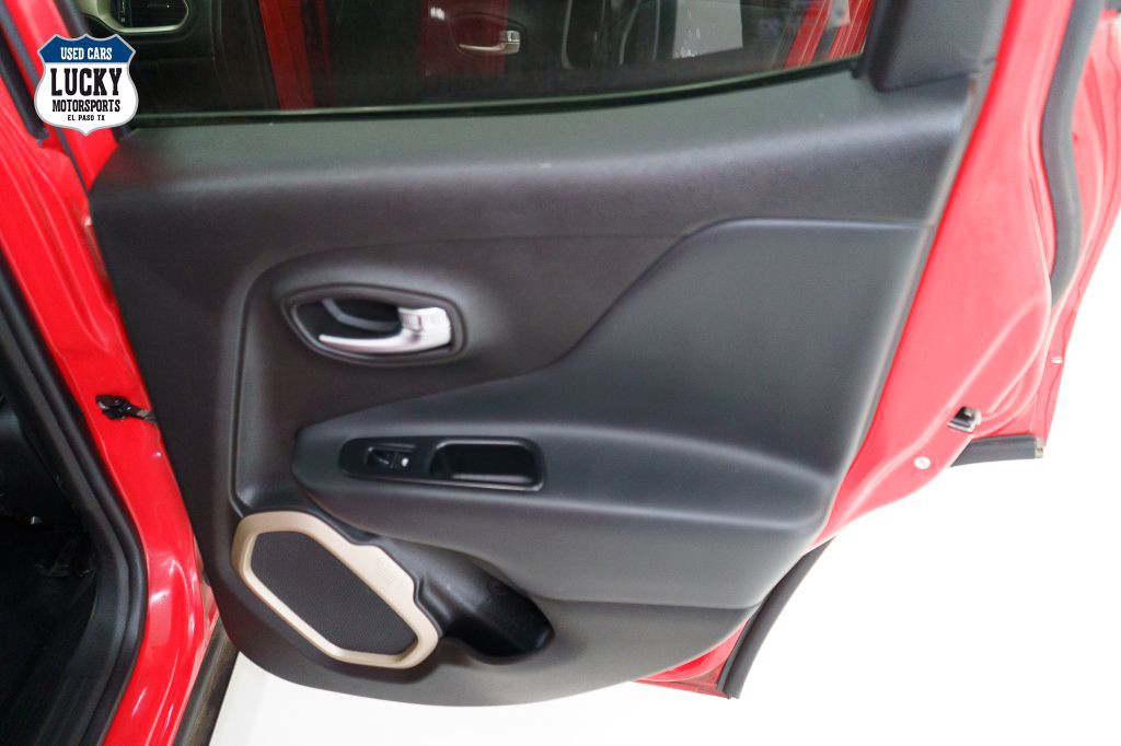 2017 Jeep Renegade Image 26
