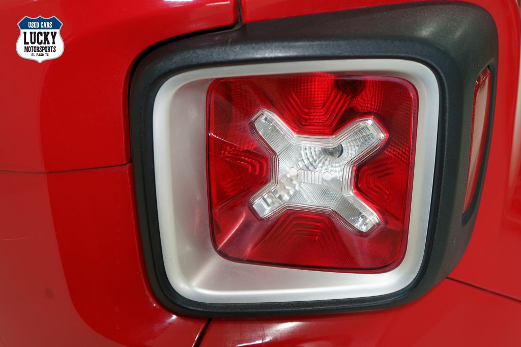 2017 Jeep Renegade Image 45