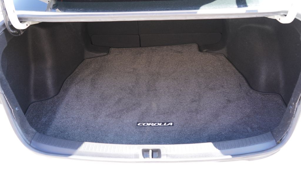 2020 Toyota Corolla Image 19