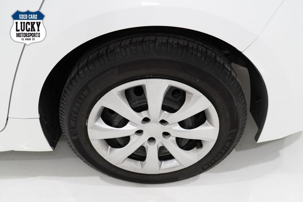 2020 Toyota Corolla Image 33