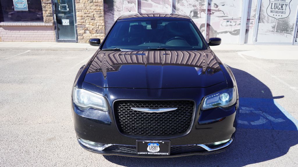 2020 Chrysler 300 Image 3