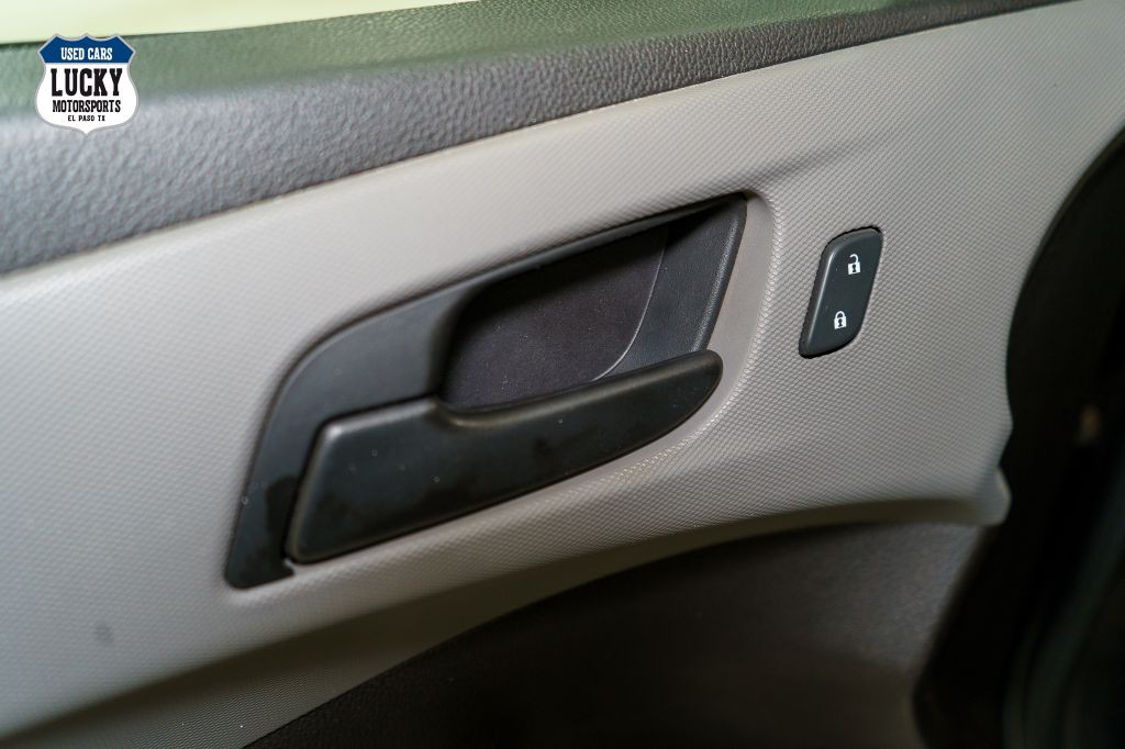 2020 Chevrolet Sonic Image 11