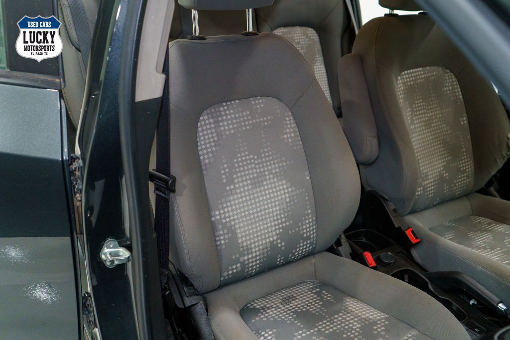 2020 Chevrolet Sonic Image 25